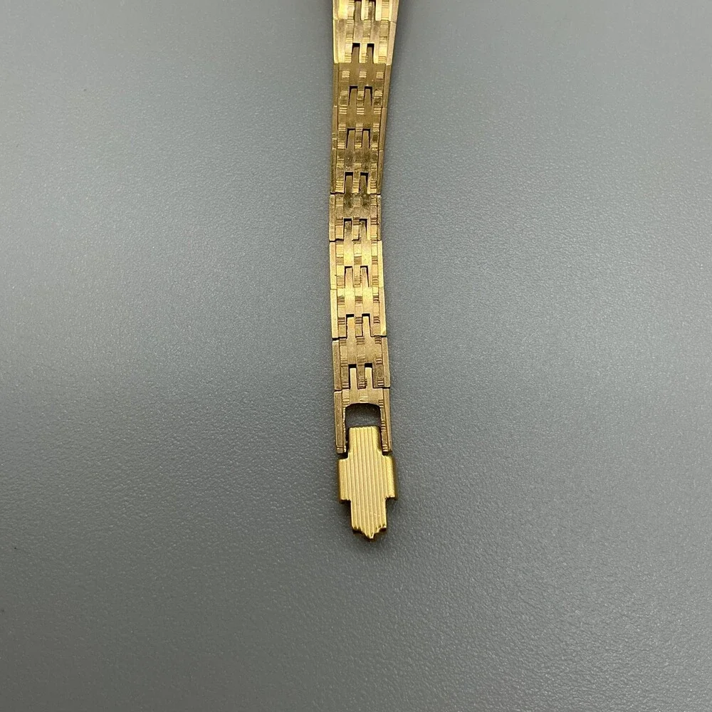 Vintage Timex Womens Watch 20mm Champagne Dial Gold Tone Manual Wind 6.5